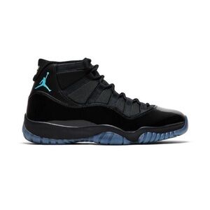 Jordan Men's Black and Teal Sneakers